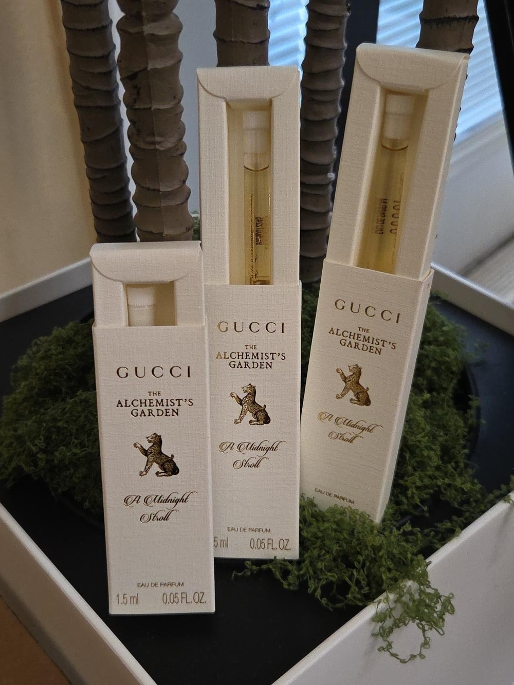 Gucci The Alchemist's Garden A Midnight Stroll — Cream & Gold Travel Vials
